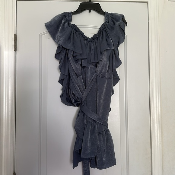 Misa Valerya Ruffle Trim Cold Shoulder Wrap Mini Dress Gray Women's Size XS - Picture 7 of 7